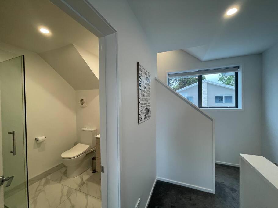 Villa Parkside Retreat - 3 Beds -Sleeps 6 Near Westfield Christchurch Exterior foto