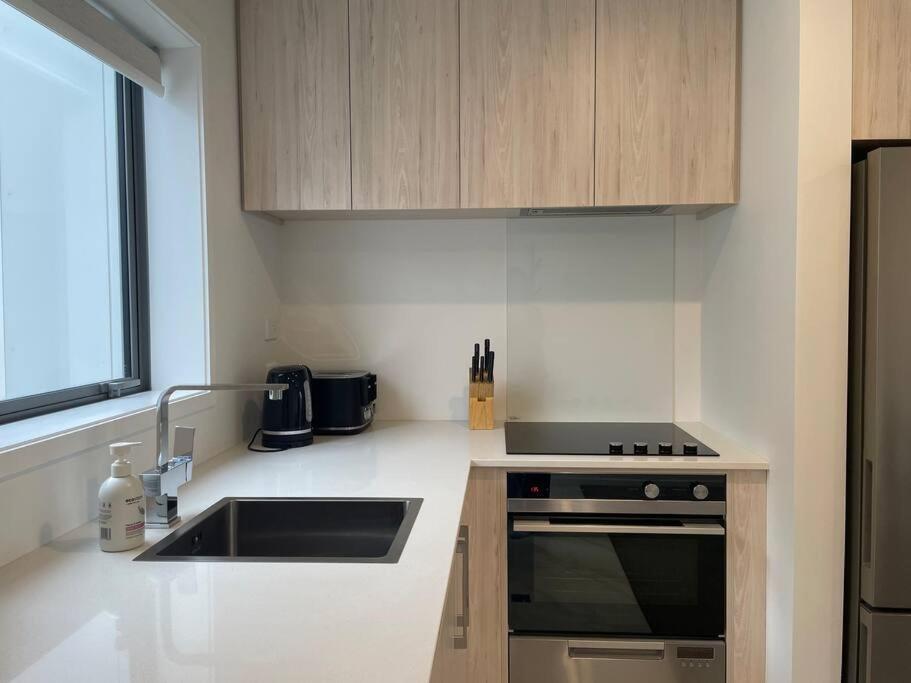 Villa Parkside Retreat - 3 Beds -Sleeps 6 Near Westfield Christchurch Exterior foto