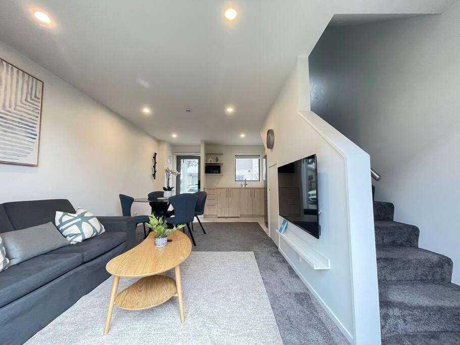 Villa Parkside Retreat - 3 Beds -Sleeps 6 Near Westfield Christchurch Exterior foto