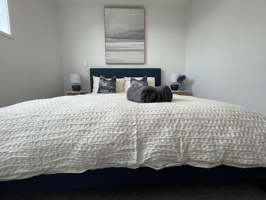 Villa Parkside Retreat - 3 Beds -Sleeps 6 Near Westfield Christchurch Exterior foto
